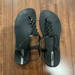 ipanema thong sandal